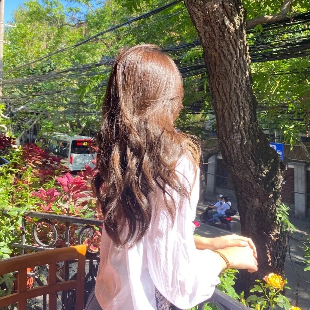 闭关万年却还是练气期