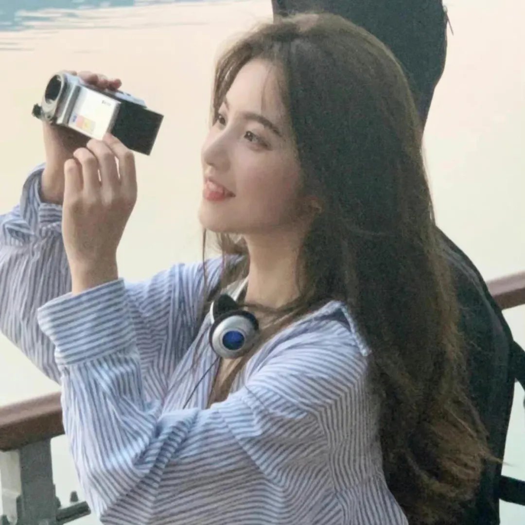 穿越反派，洗白救全家：反派怎么啦